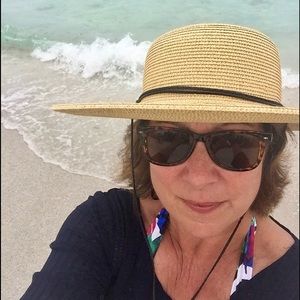 Meet your Posher, Melanie